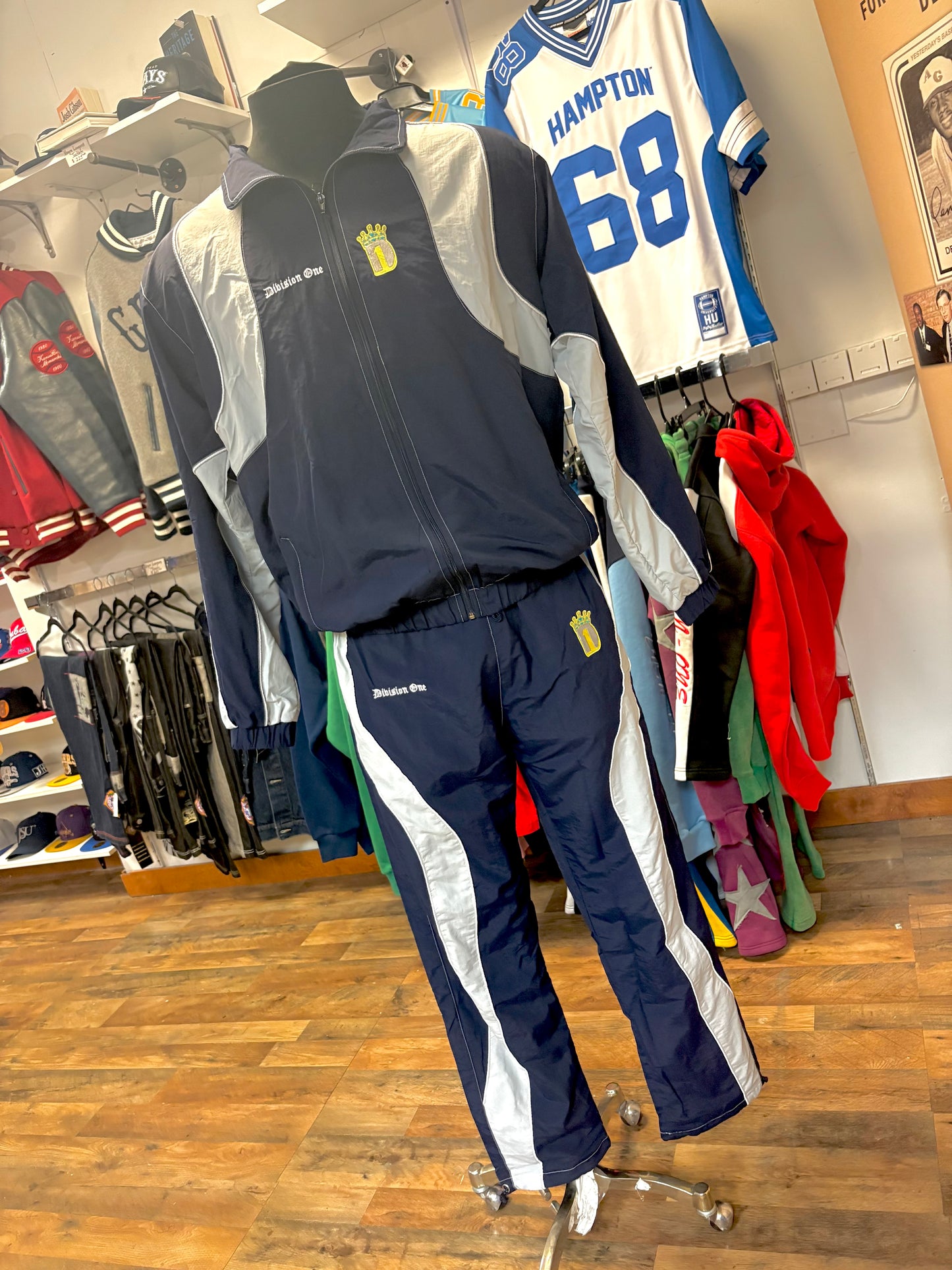 Division one windbreaker set